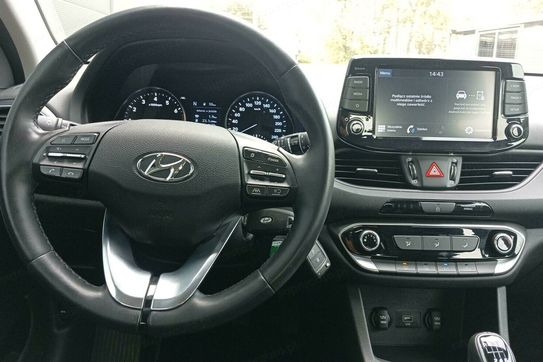 Hyundai i30 1.5 T-GDI 48V Modern