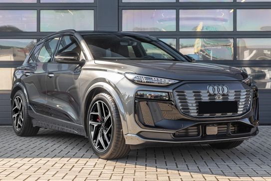 Audi Q6 e-tron S line