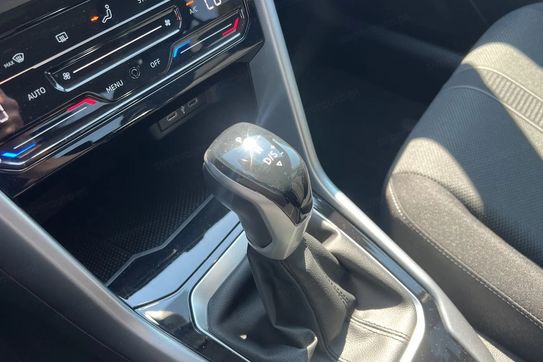 Volkswagen T-Roc 1.5 Tsi Life Dsg