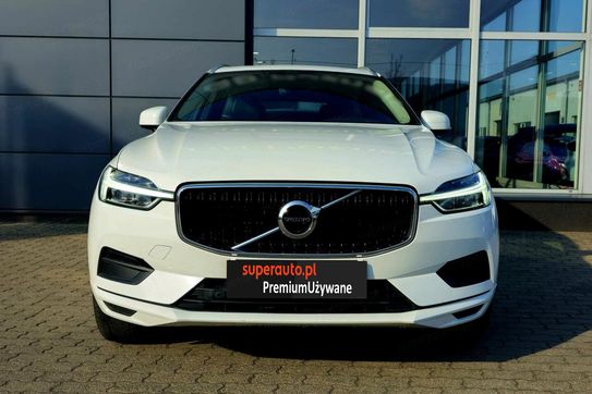 Volvo XC60 T4 Momentum Pro