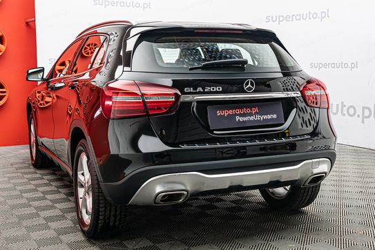 Mercedes GLA 200 7G-DCT
