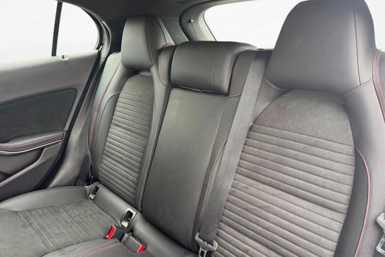 Mercedes GLA 200