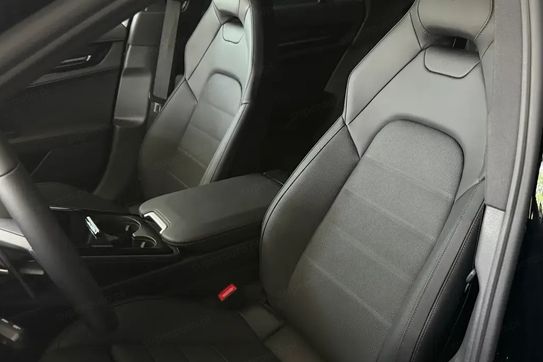Porsche Panamera 4 E-Hybrid