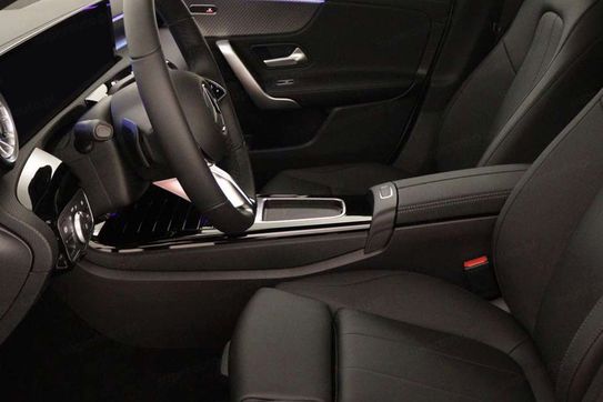 Mercedes CLA 200  Progressive