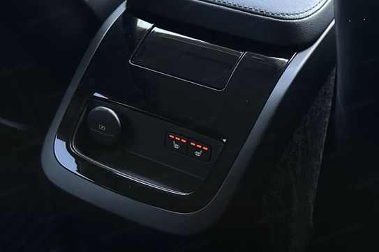 Volvo V90 T6 AWD Plug-In Hybrid Plus Dark aut