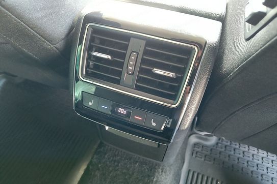 Skoda Superb 2.0 Tdi Scr Style Dsg