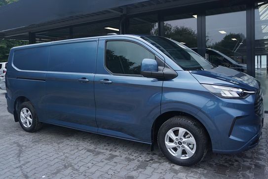 Ford Transit Custom 320 L2H1 Limited