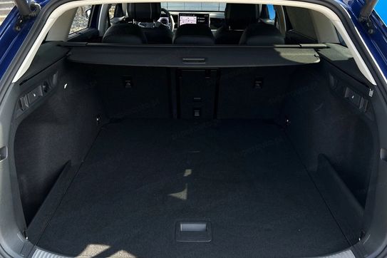 Volkswagen Passat 1.5 TSI ACT mHEV Elegance DSG