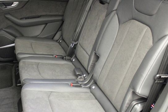 Audi Q7 SQ7 TFSI quattro