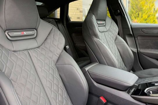 Audi A6 e-Hybrid quattro