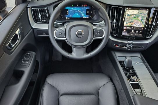 Volvo XC60 B5 B AWD Plus Bright
