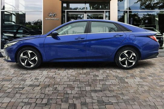 Hyundai Elantra 1.6 Smart DCT