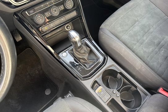 Volkswagen Touran Highline  1.5 TSI EVO DSG