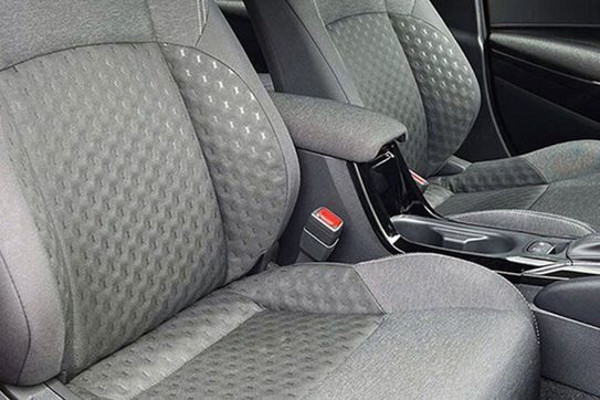 Toyota Corolla Comfort 1.5 benzyna