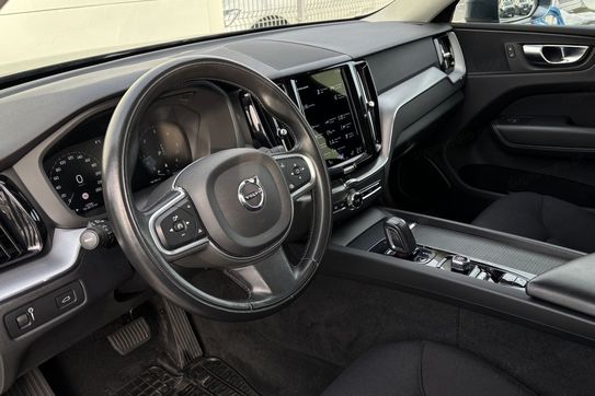Volvo XC60 B4 D Momentum Pro