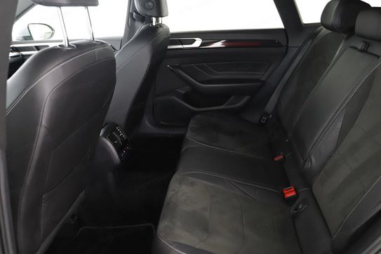 Volkswagen Arteon 2.0 TSI R-Line DSG