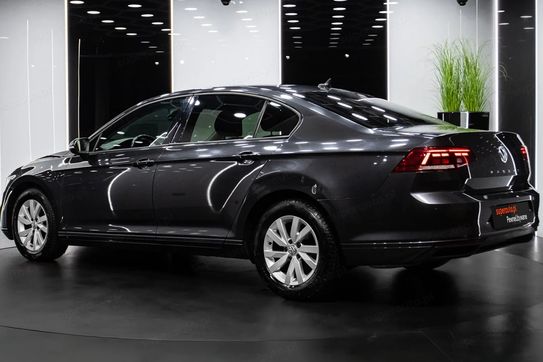 Volkswagen Passat 1.5 Tsi Evo Essence Dsg