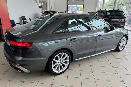 Audi A4 35 TFSI S Line