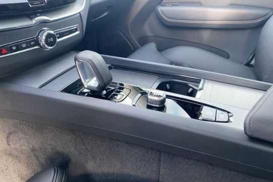 Volvo XC60 T6 Plug-In Hybrid AWD Ultra Bright