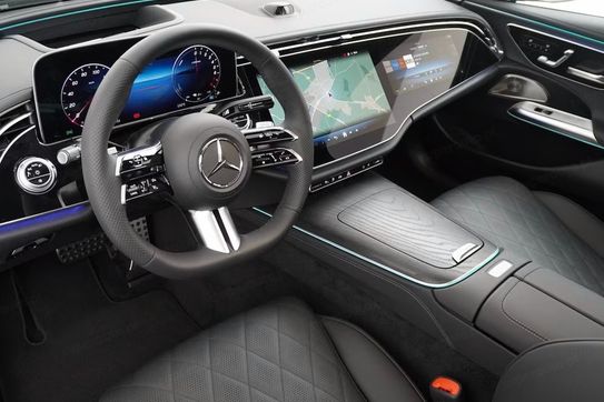 Mercedes E Klasa 300 e AMG Estate