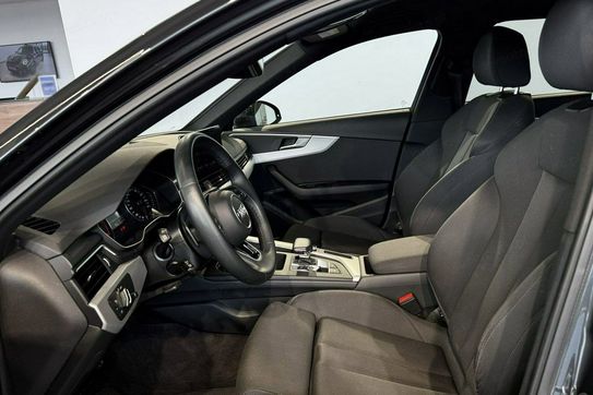 Audi A4 35 TFSI S tronic