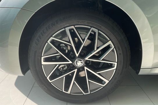 Skoda Octavia Drive Selection 1.5 TSI mHEV DSG