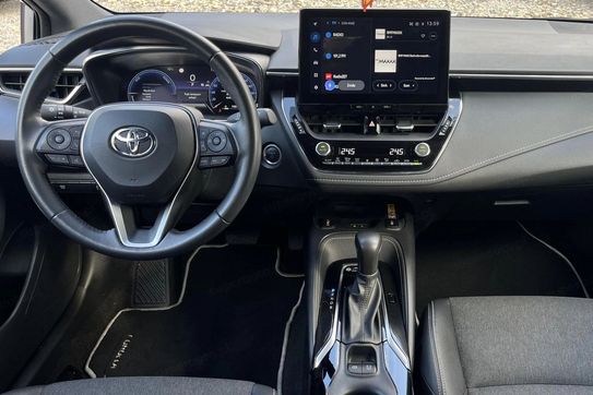 Toyota Corolla 1.8 Hybrid Style