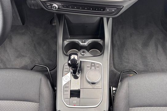 BMW Seria 1 118i Advantage