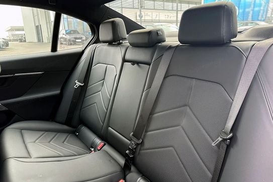 BMW Seria 5 520d xDrive M Sport aut