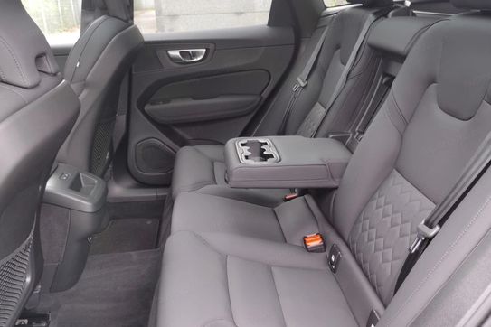 Volvo XC60 B5 B AWD Plus Dark