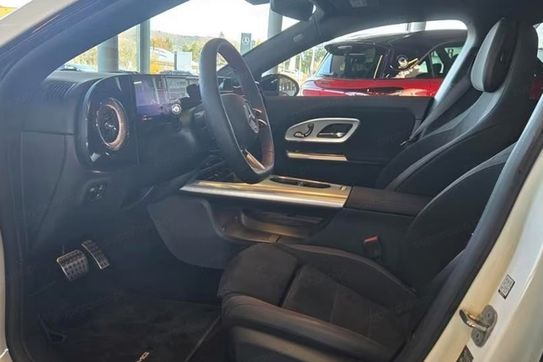 Mercedes CLA 200 4-Matic AMG Line