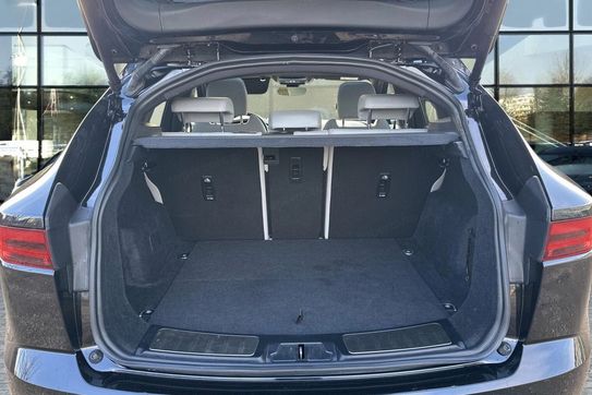 Jaguar E-Pace 2.0 D200 mHEV AWD R-Dynamic S