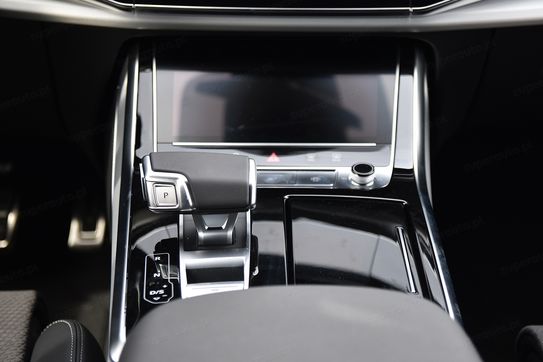 Audi Q7 55 TFSI e quattro S Line