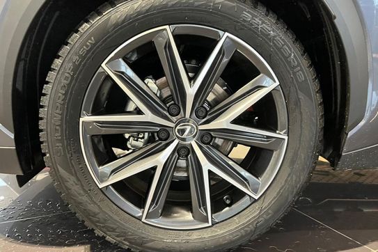 Lexus LBX Cool 1.5 Hybrid