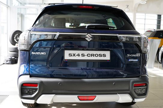 Suzuki S-Cross 1.4 SHVS Premium Plus SP 4WD