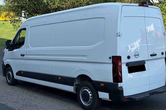 Nissan Interstar L3H2 Business