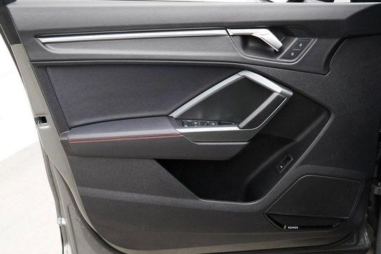 Audi Q3 40 TFSI quattro S Line