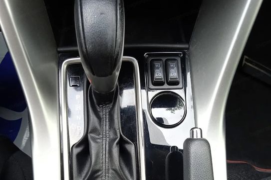 Mitsubishi Eclipse Cross 1.5 T Invite Plus CVT