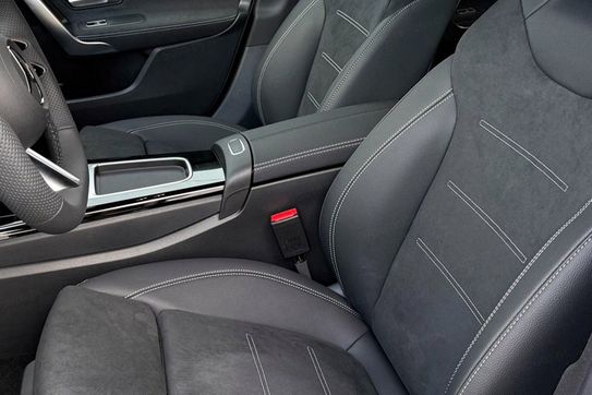 Mercedes CLA 200 AMG Line