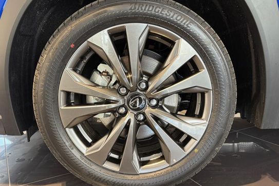 Lexus UX 300h F Sport 2.0 Hybrid Dynamic Force