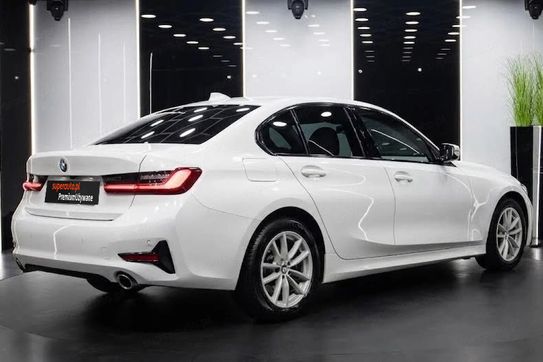 BMW Seria 3 318i Advantage sport-aut