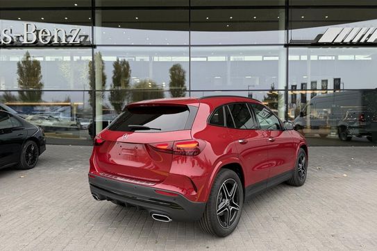 Mercedes GLA 220  4-Matic AMG Line