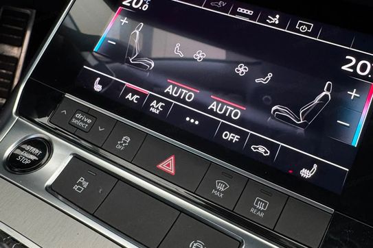 Audi A7 55 TFSI e Quattro S tronic