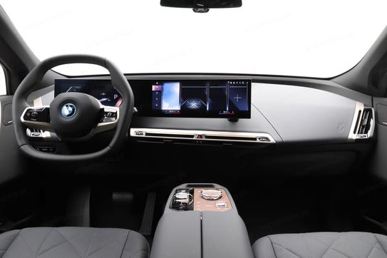 BMW iX xDrive50