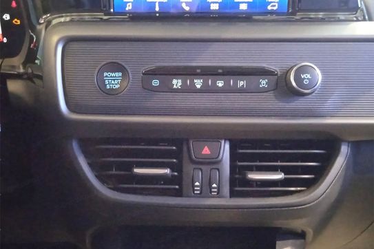 Ford Transit Courier L1H1