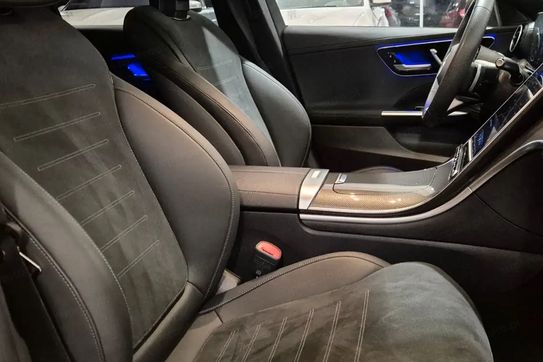 Mercedes Klasa C 300 e  4-Matic AMG