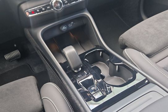Volvo XC40 B3 Plus Dark aut