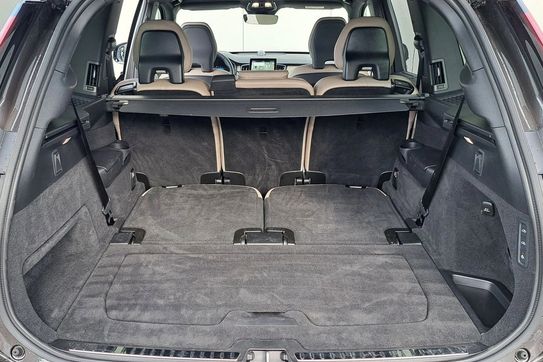 Volvo XC90 T8 AWD Plug-In Hybrid Ultra Dark 7os aut