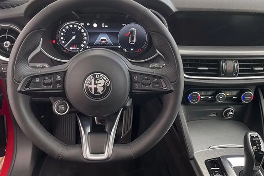 Alfa Romeo Stelvio JTDM Veloce Q4