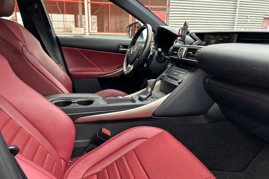 Lexus IS 300h F Sport Edition
